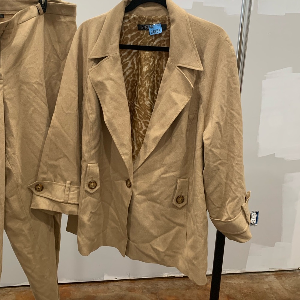 Pants Suit - image 2